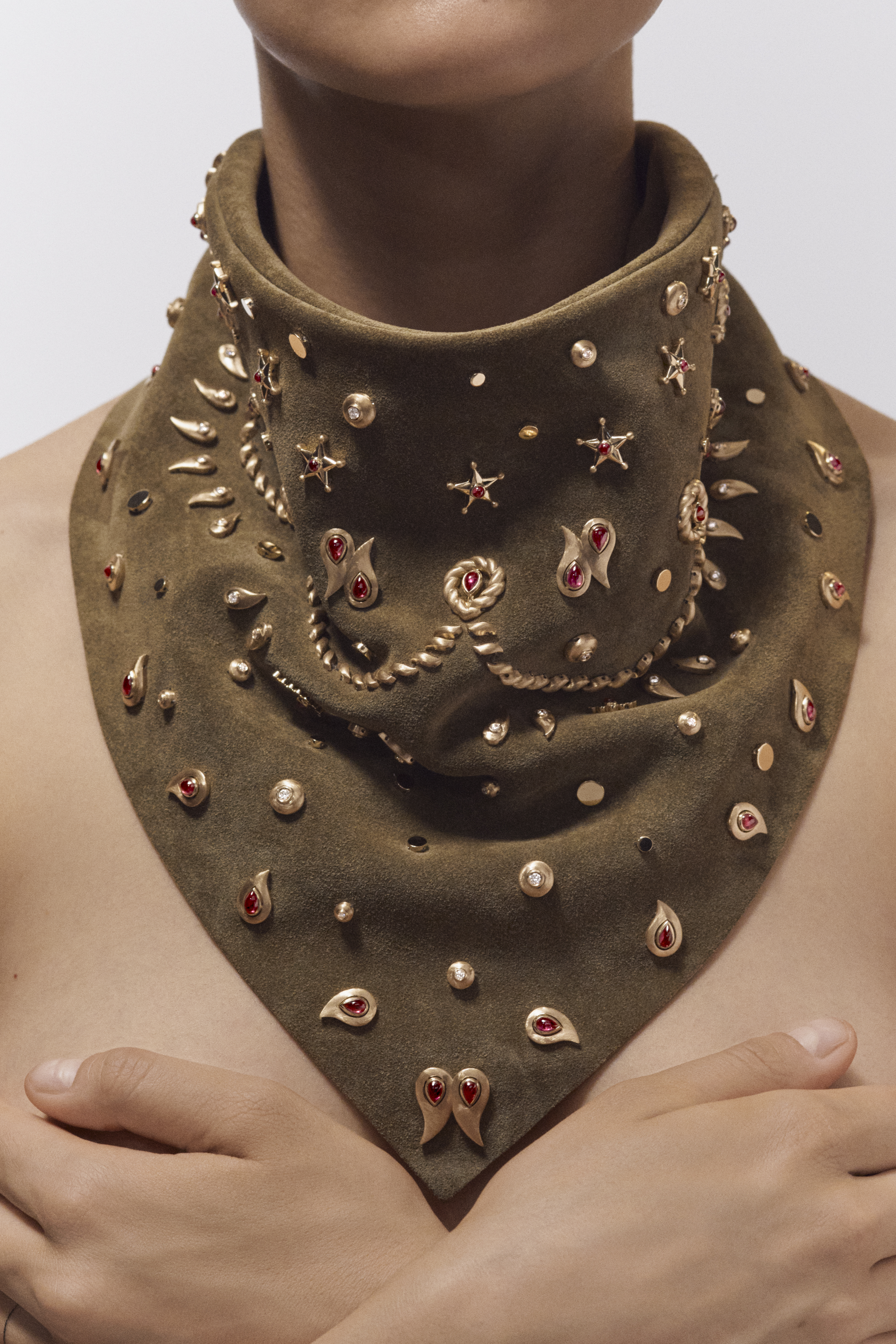 Shooting bijoux de luxe pour Marie Lichtenberg